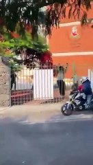 Video: Motociclistas son embestidos; intentaban sabotear casilla electoral