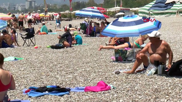 Antalya'da sıcaklık Ağustos ayında hissettirdi: Termometre 41 derecede