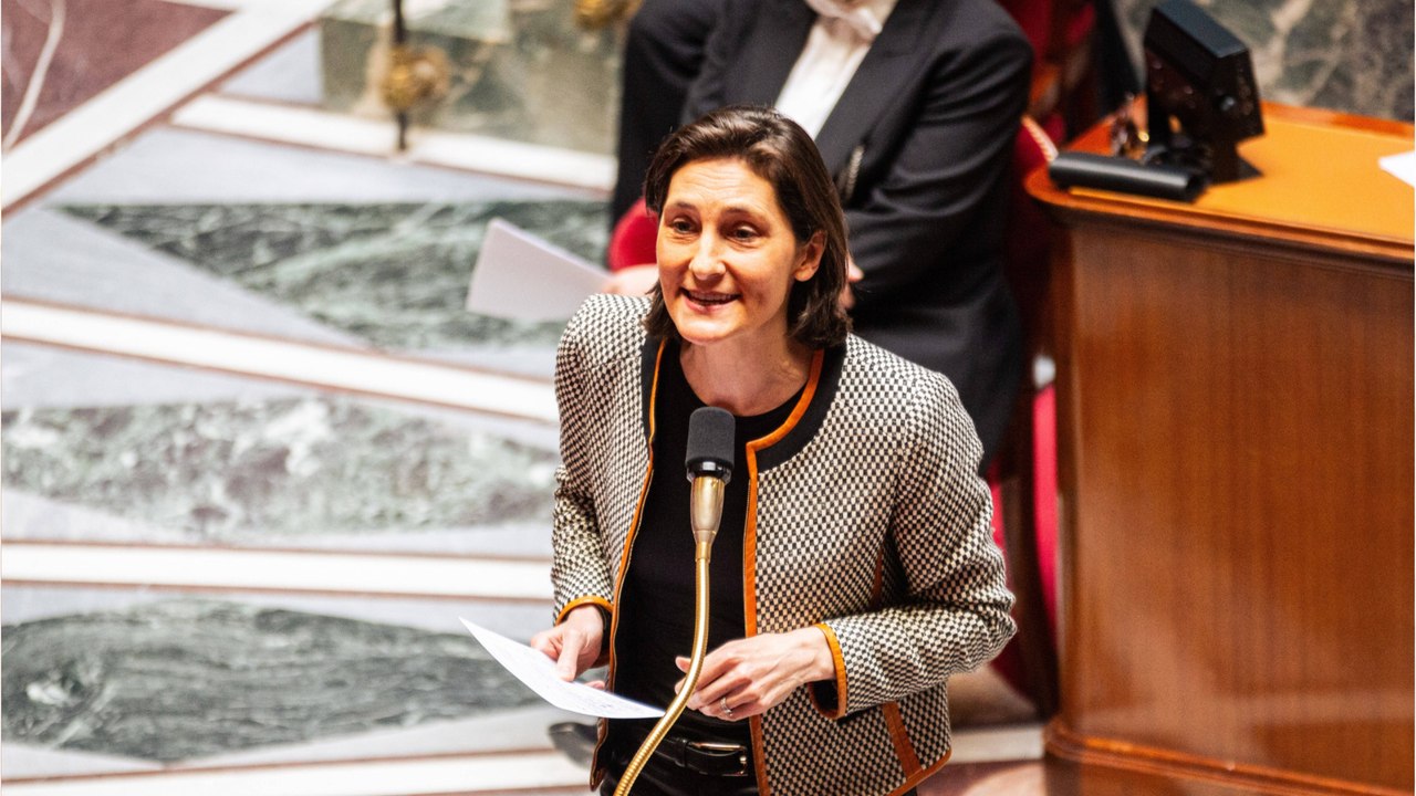 GALA VIDEO - Amélie Mauresmo (Roland-Garros 2024) encensée par Amélie Oudéa-Castéra : “Elle est allée chercher Mozart"