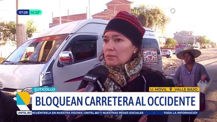 Bus que viajaba de Santa Cruz a Chile fue sorprendido por el bloqueo en Cochabamba