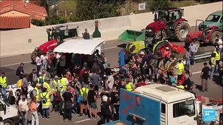 Colère agricole : français et espagnols bloquent la frontière à quelques jours des européennes