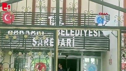Kayyım atanan Hakkari Belediyesi'nin önü polis barikatları ile kapatıldı