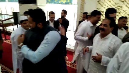 hugging #shorts #viral #trending #foryou #tiktok #delicious #gaming #reels#dailymotion #France #Pakistan #Algeria #India #USA #Iran #entertainment #tour #fun