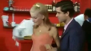 LES PARAPLUIES DE CHERBOURG (1963) avec Deneuve