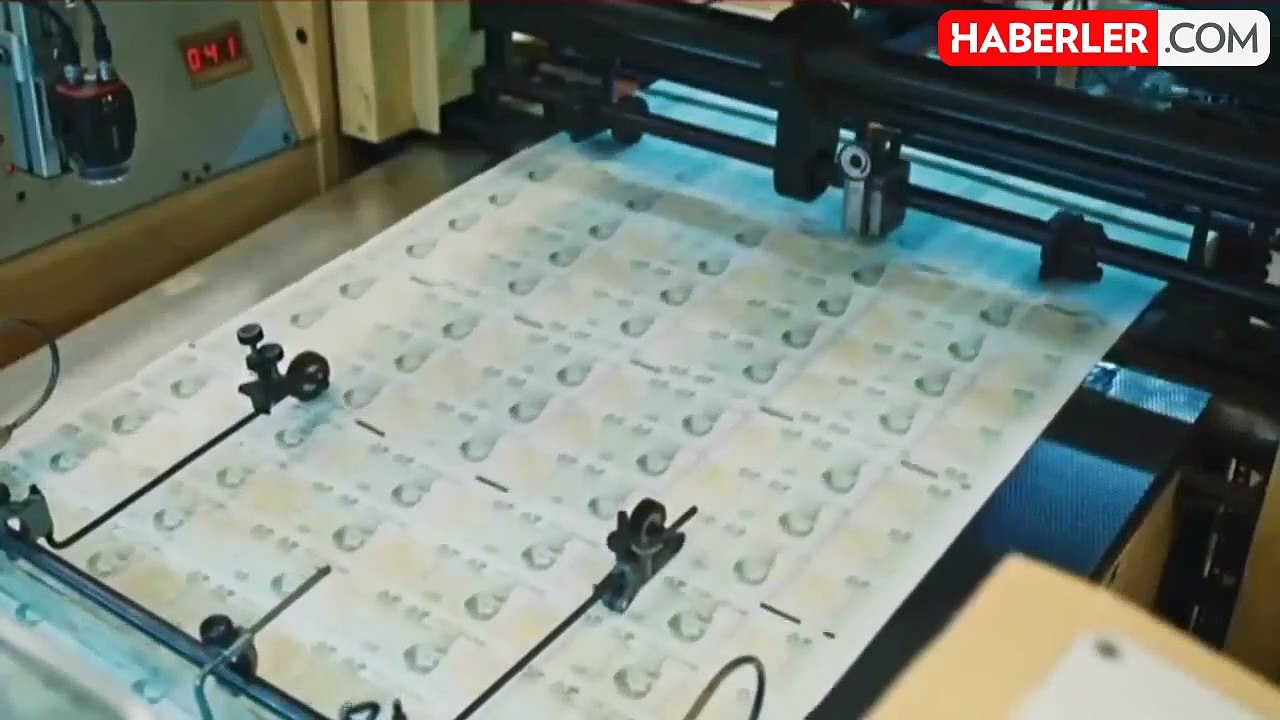 Hazine ve Maliye Bakanlığı 56 milyar 656,1 milyon lira borçlandı
