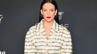 Riley Keough almeja 'precisão e compaixão' ao concluir autobiografia da mãe, Lisa Marie Presley