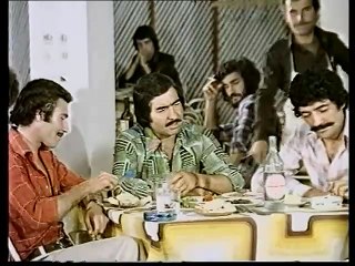 Başa Gelen Çekilir