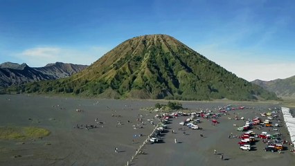 Bayu Triaswara - Dual citizen beautiful aerial view the peak of mount bromo in east java
