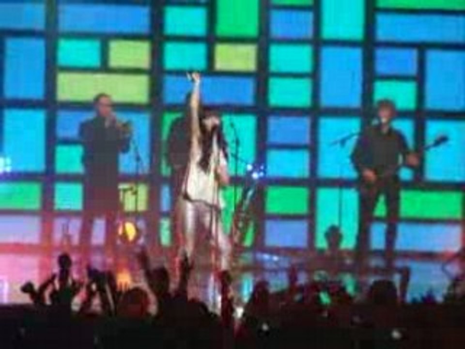 Jenifer au Zénith de Paris - Ca se pointe