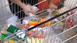 Warnings issued over supermarket ‘spending challenges’