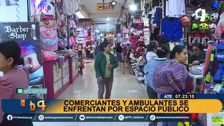 ¡A golpes y jalones! Comerciantes y ambulantes se enfrentan por espacio público en Ate