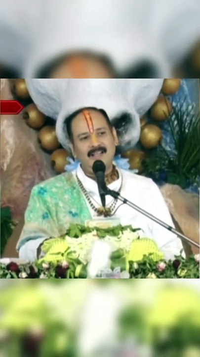क्या घर के मंदिर में शिवलिंग और शिव परिवार रख सकते हैं #pandit_pradeep_ji_mishra #shortsvideo