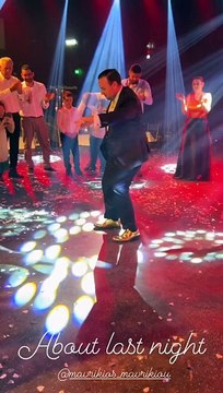 Μαυρίκιος Μαυρικίου: Το ζεϊμπέκικο που χόρεψε στον γάμο της αδελφής του