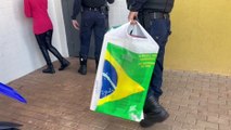 Renovação de guarda-roupa frustrada: Mulher é detida ao tentar furtar roupas R$ 650,00 em roupas