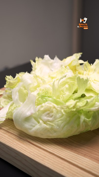 Así se deshoja una Lechuga