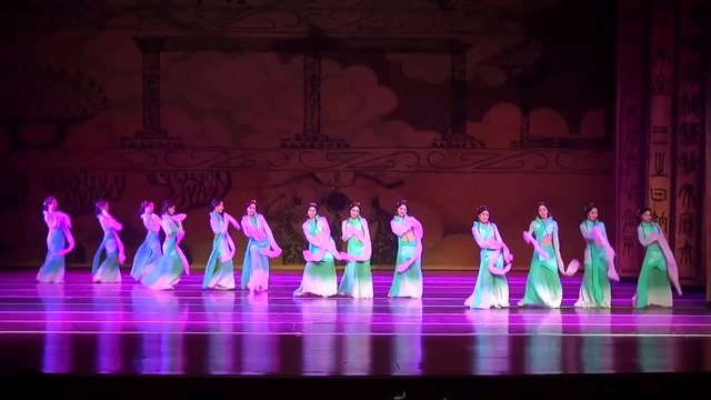Beautiful Chinese Classical Dance【5】《采薇舞》A-1080p