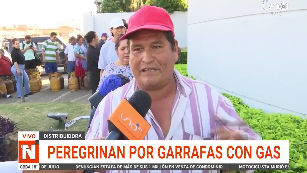 Peregrinan con garrafas