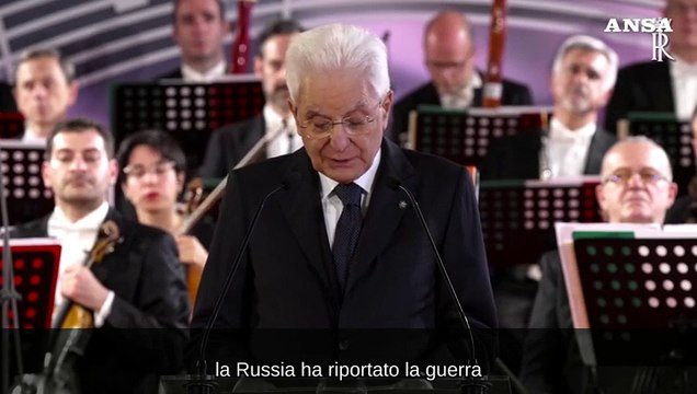 Mattarella: Dalla Russia un'angosciosa corsa agli armamenti