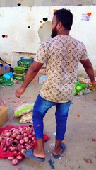 Gays see amazing meathod of  finishing  her work playing and only focus on work in hot  suny day