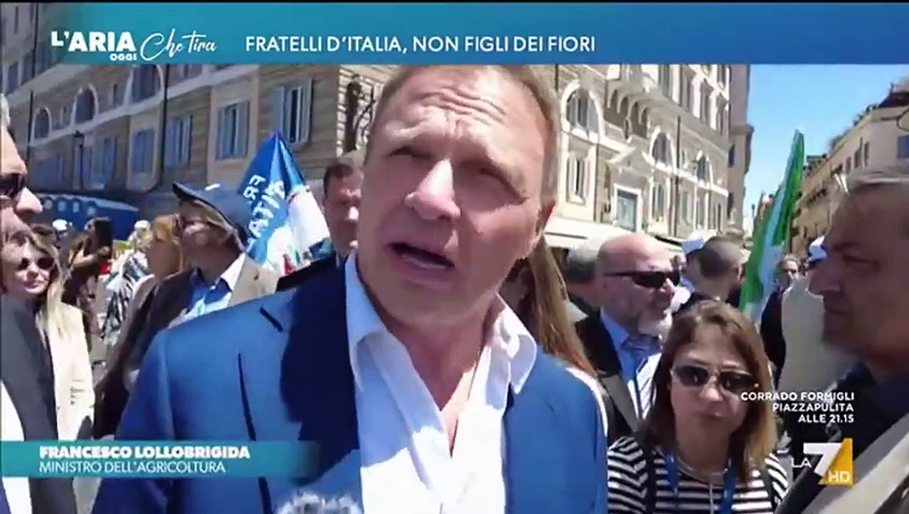 La gaffe di Lollobrigida: «Cannabis light? No. Se te la devi fa' 'na canna, fattela bene!»