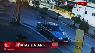 Hatay'da hafif ticari aracın çarptığı bisikletli çocuk havaya uçtu