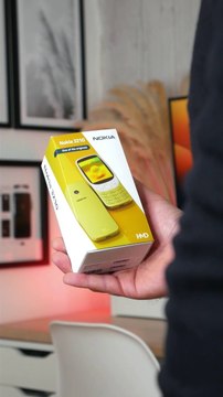 Unboxing : le Nokia 3210 est de retour !