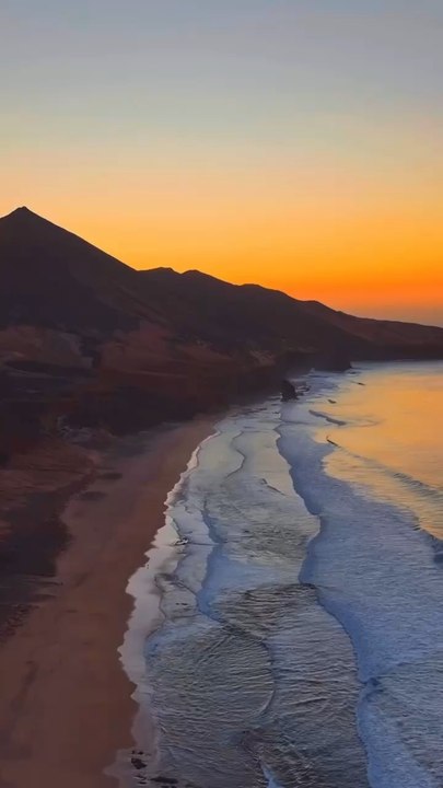 LE PLUS BEAU sunset sur la plage de Cofete à Fuerteventura [@welovefuerte]