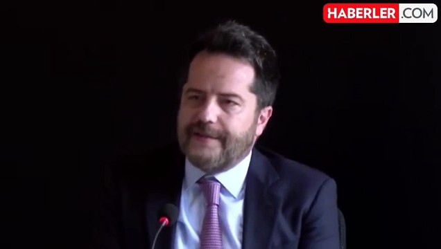 Galatasaray Başkan Vekili Erden Timur görevinden istifa etti