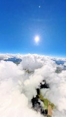 Cloud Hunting --☁️__◇__passion_skydive__pit_viper_spain __skydive_pamiers _◇___skydiving _wingsuit _clouds _freak5 _friends _cardo _cookiehelmets _foryou _insta360 _view _flying _skydive _ride _insta360x4(MP4)