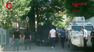 Diyarbakır'da lise öğrencilerinin bıçaklı kavgası: 1'i ağır, 4 yaralı