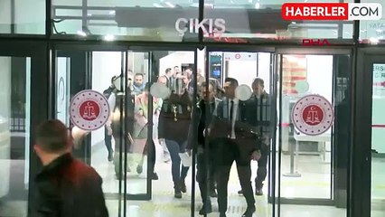 Bahar Candan ve Seçil Erzan cezaevinde birbirine girdi, infaz memurları müdahale etti