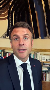 Le passe rail à 49 euros par mois pour les jeunes âgés de 16 à 27 ans sera disponible dès demain, annonce Emmanuel Macron dans une vidéo - Regardez