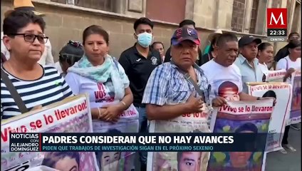 AMLO se reúne con padres de Ayotzinapa y garantiza continuidad en investigación
