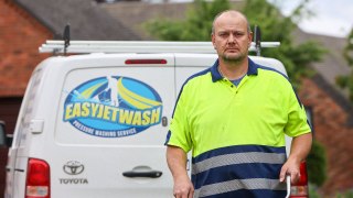 Dad who runs driveway cleaning company EasyJetwash in hot water with easyJet