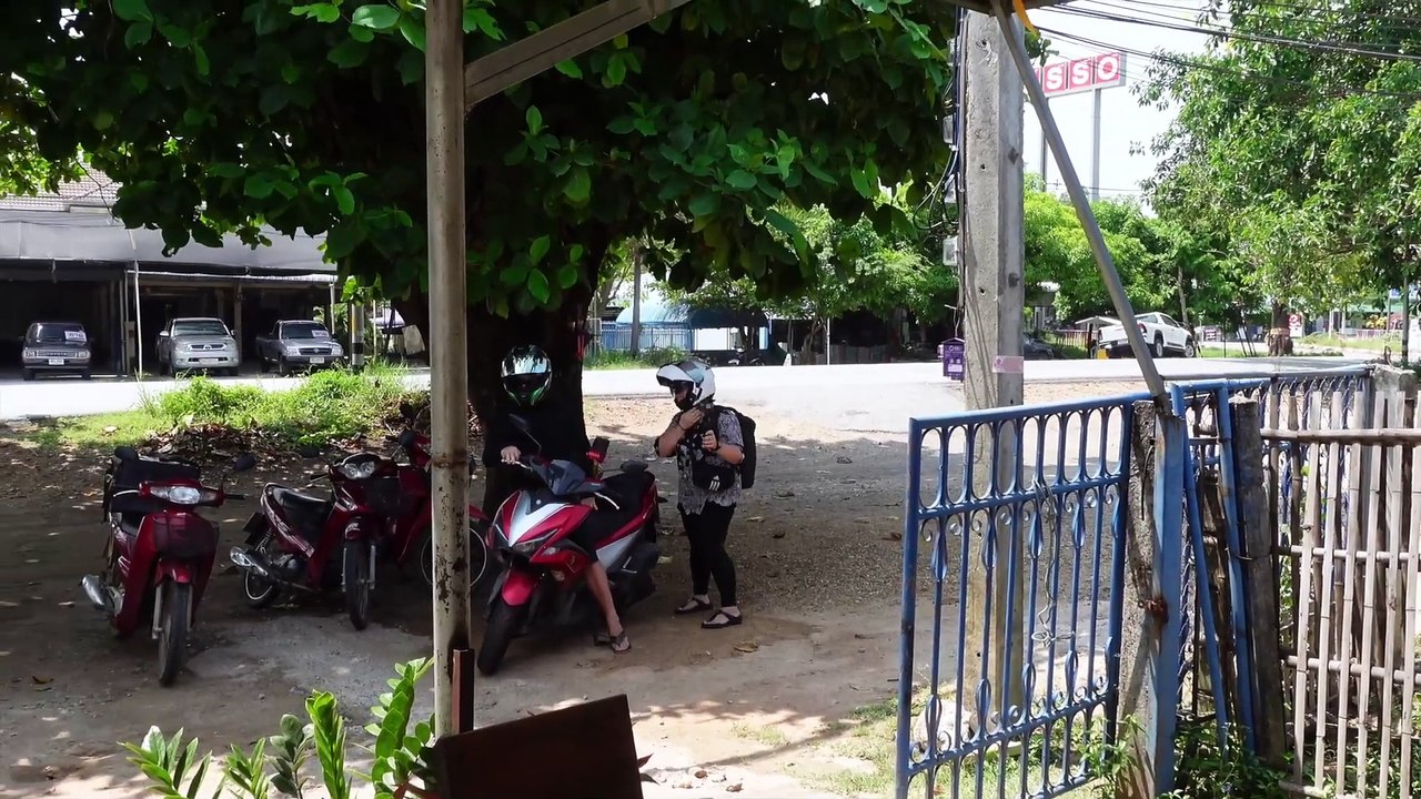 Bauchgesteuert #youtube #thailand #bauchgesteuert #ausflug #höhle #gästehaus #lampuhn #sprachkurs