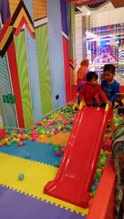 sliding baby #shorts #viral #trending #foryou #tiktok #delicious #gaming #reels#dailymotion #France #Pakistan #Algeria #India #USA #Iran #entertainment #tour #fun