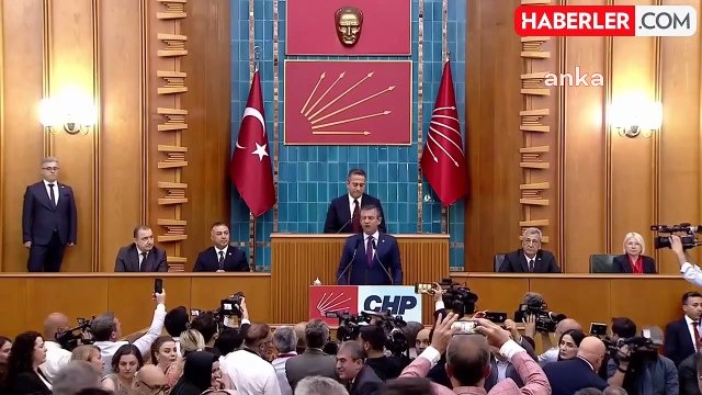 CHP Grup Toplantısı... Özgür Özel'den Ersan Şen'e Tepki: Herkesten Çok Hukuk Biliyor. Hiçbirimizi Beğenmiyor. Sana da Yazıklar Olsun Kardeşim