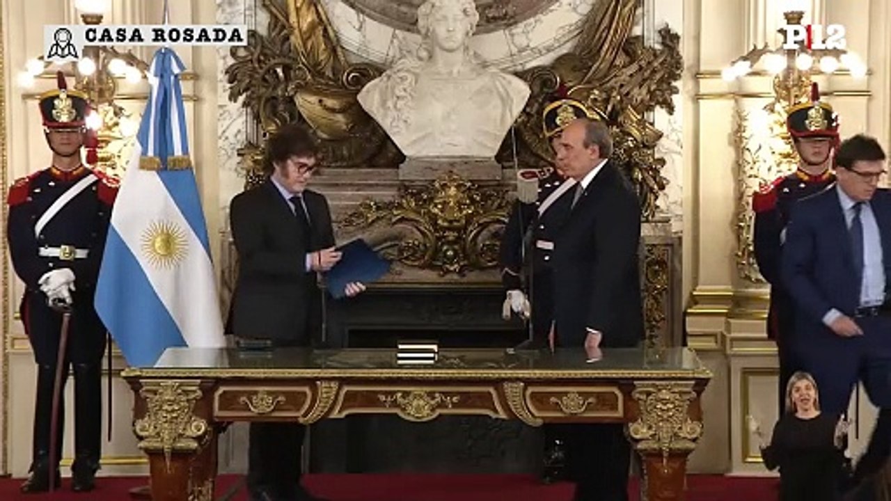 Guillermo Francos juró ante Milei como su Jefe de Gabinete