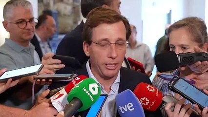 Almeida manda un mensaje de "cariño y aliento" a Begoña Villacís y su familia