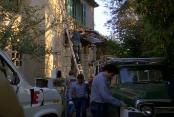 Remington Steele S01E02: Tempered Steele – Classic 80s Detective Drama 🔍