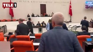 DEM Parti Meclis’te kayyum protestosu başlattı