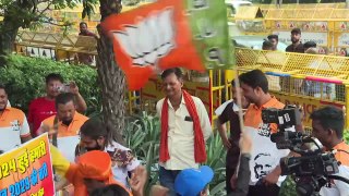 Modi reivindica su tercera victoria en India pero la oposición se refuerza