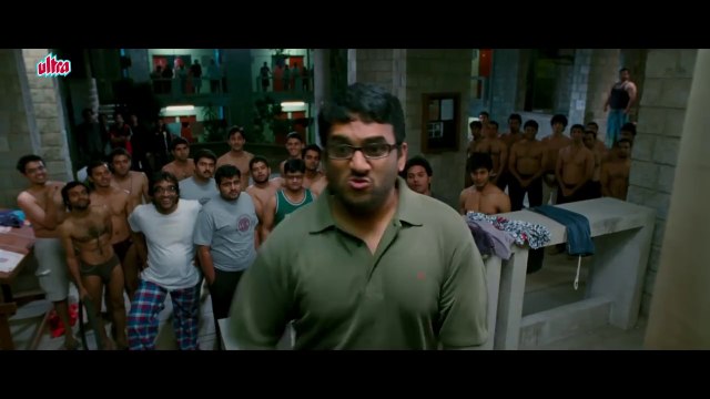 Aamir Khan Ke Darwaaze Par Mutra Visarjan _ Aamir Khan _ R Madhavan _ 3 Idiots _ Comedy Scene
