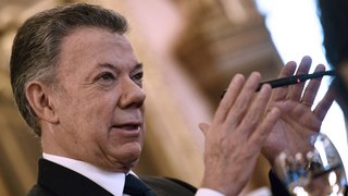 “Los poderes no le caminarán a eso”: expresidente Santos sobre propuesta de Petro sobre convocar una constituyente