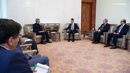 شاهد: القائم بأعمال وزير الخارجية الإيراني يلتقي بالرئيس السوري بشار الأسد في دمشق