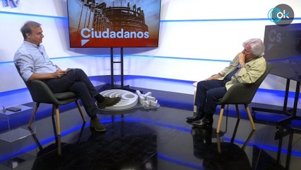 Javier Nart: "Yo no soy político, sigo mirando con la misma curiosidad de un corresponsal de guerra"