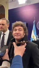 El presidente volvió a defender a Pettovello y le echó la culpa de la corrupción a la gestión anterior