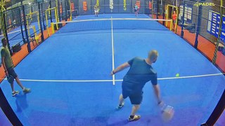 Emie 04/06 à 18:06 - Padel Piste 1 (LeFive Lens)