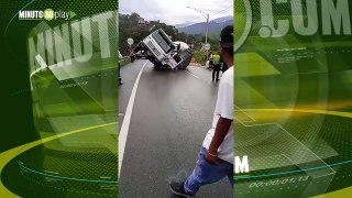 Hay cierre en la doble calza en sentido San Jerónimo -Medellín por volcamiento 