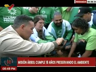 Caracas | Jóvenes estudiantes celebran el 18° aniversario de la Misión Árbol